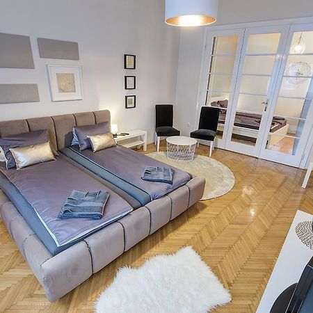 Brighthome Castle District Budapest Eksteriør bilde